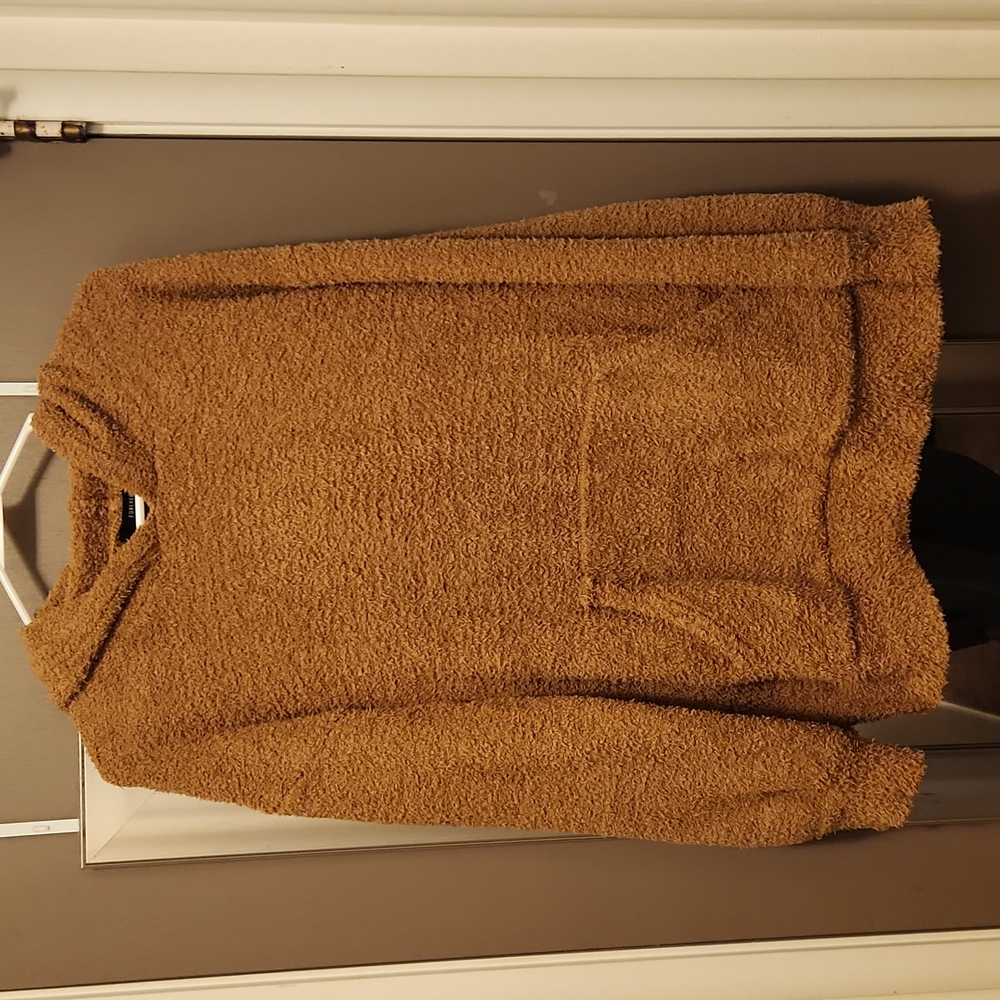 Forever 21 mustard fleece hoodie size medium
